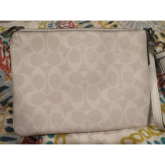 NWOT Coach Marvel Disney Spider-man Gallery Pouch In Signature Canvas w Patches - Picture 2 of 4